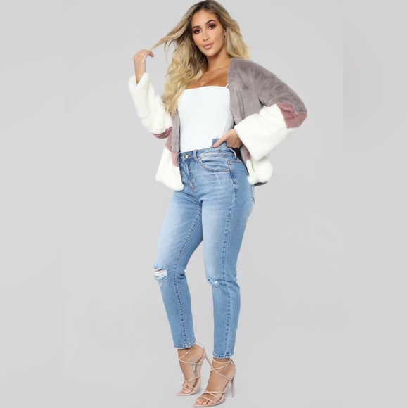 Fashion Nova Colorblock Fur Romance Jacket Grey Combo Size S NWT - Picture 5 of 11